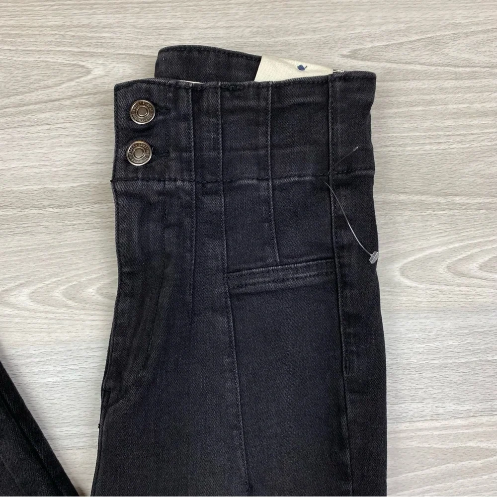 Free People x We The Free Jayde Retro High Rise Flare Stretch Jeans Onyx 25 - Picture 14 of 17